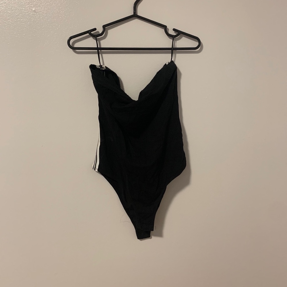 Tube top (body suit)